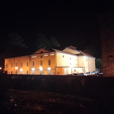Tuscany, Pontremoli, Italy Swallows Court Lovely Home Sleeps 2 To 4 People Exterior foto