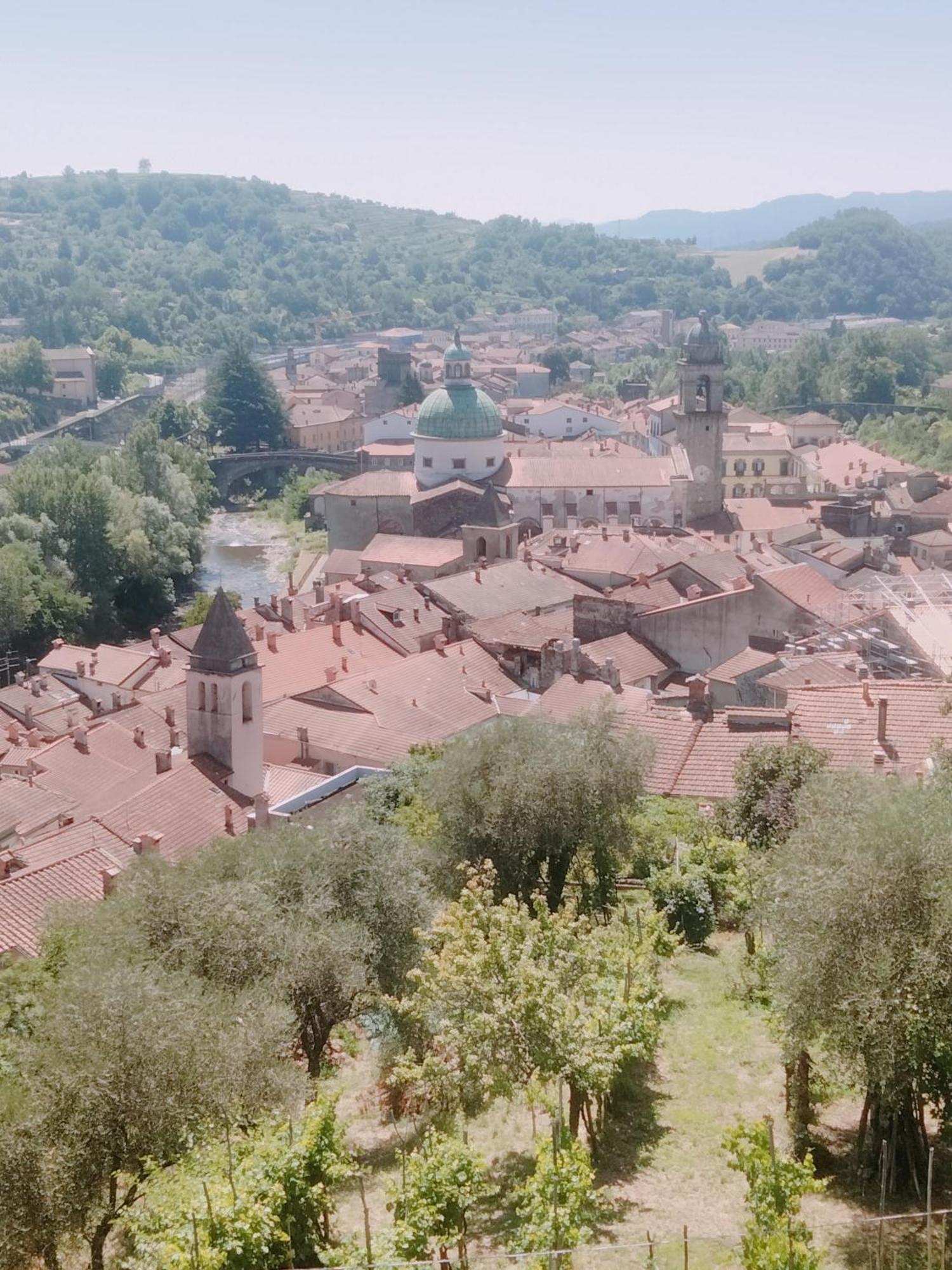 Tuscany, Pontremoli, Italy Swallows Court Lovely Home Sleeps 2 To 4 People Exterior foto