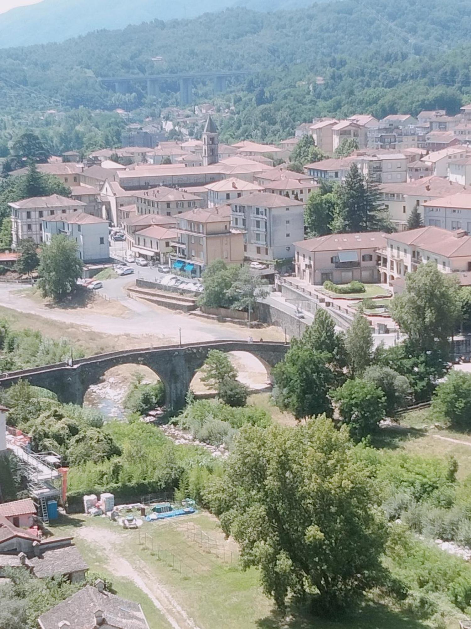 Tuscany, Pontremoli, Italy Swallows Court Lovely Home Sleeps 2 To 4 People Exterior foto